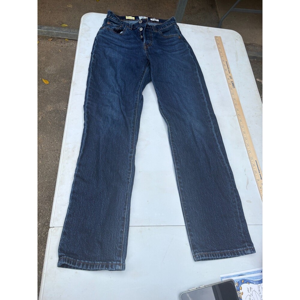 Levi's 501 Curve Jeans Women Straight Leg - 24x30 - Medium Wash 24" waist